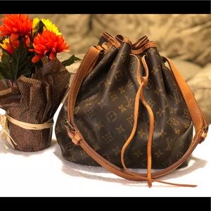 Louis Vuitton Vintage Petite Noe PM